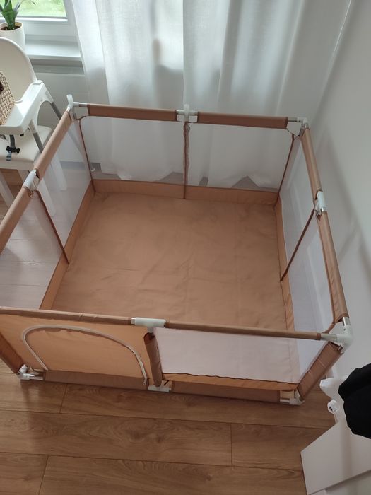 Kojec z kulkami dla dziecka