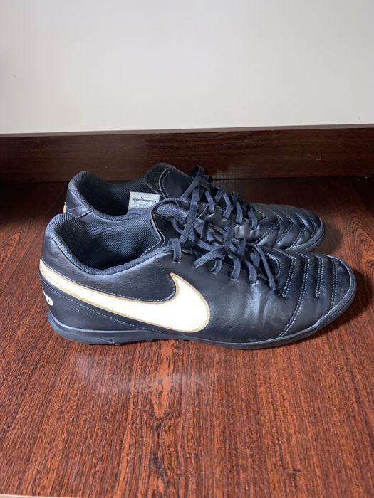 オーダー品 Футзалки Nike tiempo оригінал: 1 860 грн. - Кроссовки для зала и