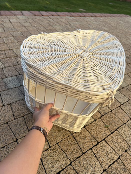 Wiklinowa skrzynia na gołębie śluby, gołębnik wiklinowy, serce