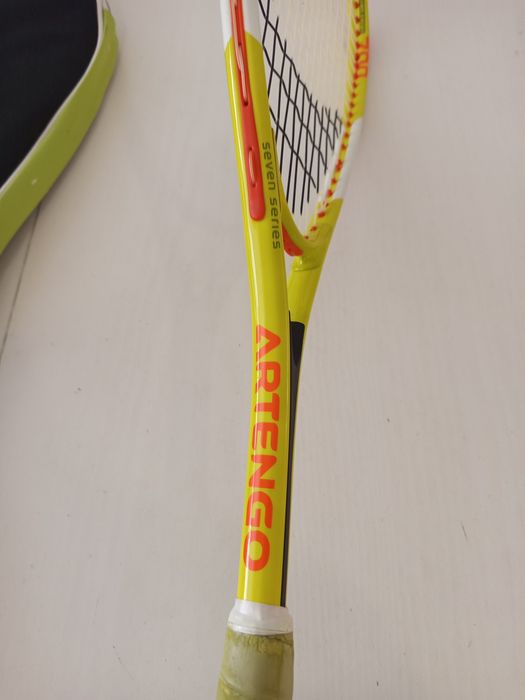 Artengo raquete de squash Seven Series 700 com bolsa