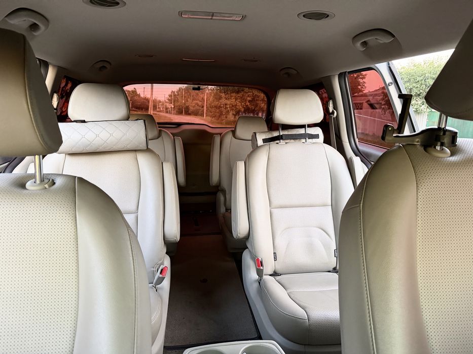 Продам Kia Carnival 2018 року