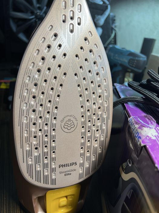 Праска Philips Azur 8000 Series
