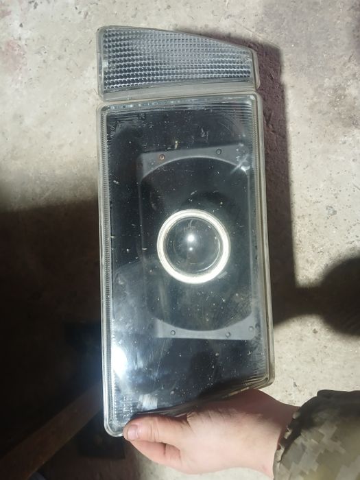 Продам фару на ваз 2108-2109-21099 праву