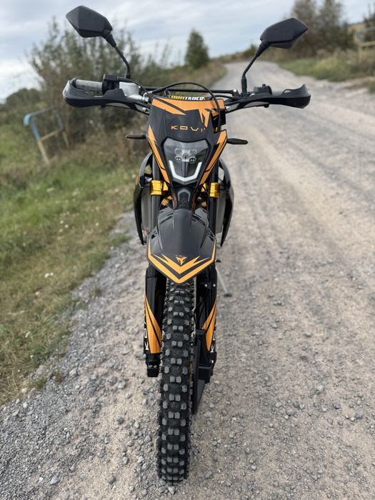 Продам мотоцикл Kovi max 300