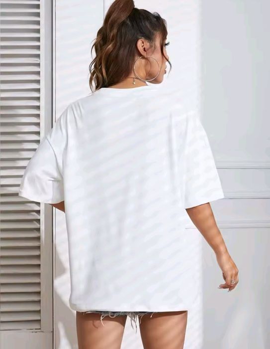 Футболка жіноча молодіжна