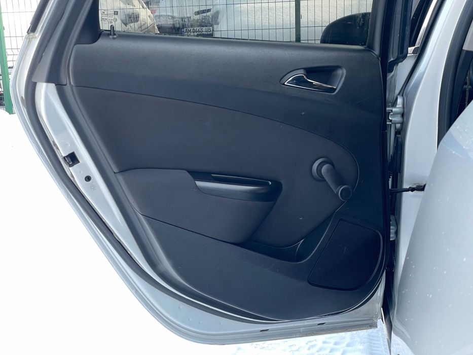 Opel Astra 2011 дизель