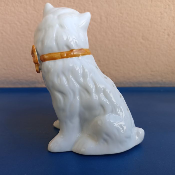 Paliteiro gato em porcelana S.P. Coimbra