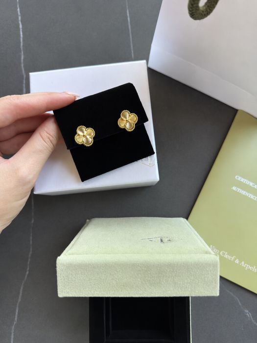 Сережки Van Cleef напилення золота останні
