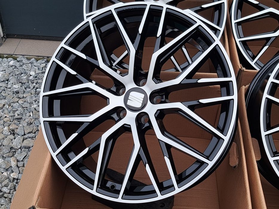 Alufelgi NOWE SKODA 19 5x112 Karoq Octavia Yeti Kodiaq Superb CNC RS4