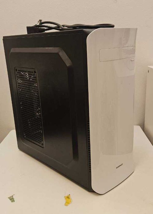 Sprzedam komputer, Głośniki, klawiaturę