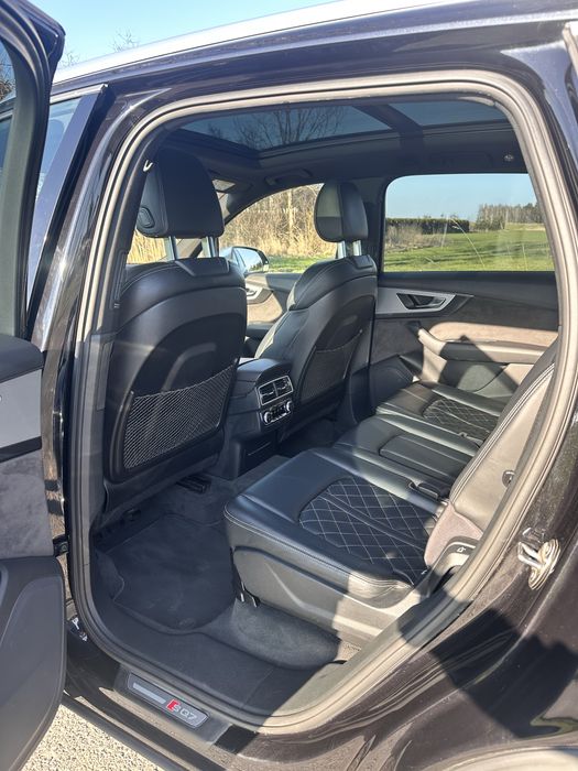 Audi SQ7 v8 4.0 435km 7-osobowe