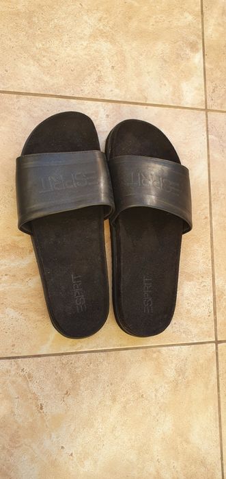 Klapki ESPRIT czarne rozmiar 42 stopa 26,5cm stan bardzo dobry