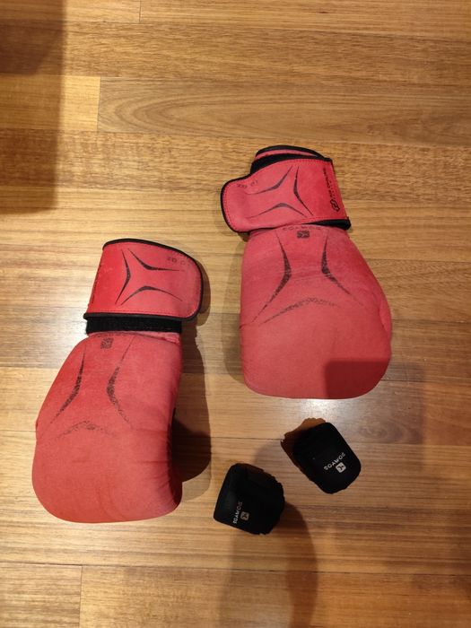 Luvas boxe e ligaduras  domyos