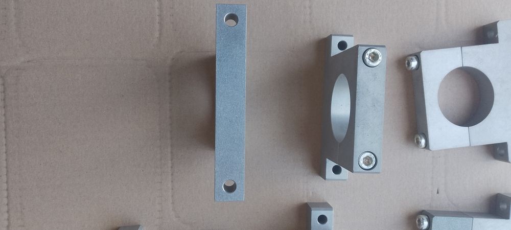 Wspornik aluminium do mocowania