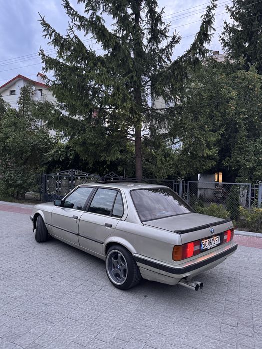 Продам в хороші руки bmw e30