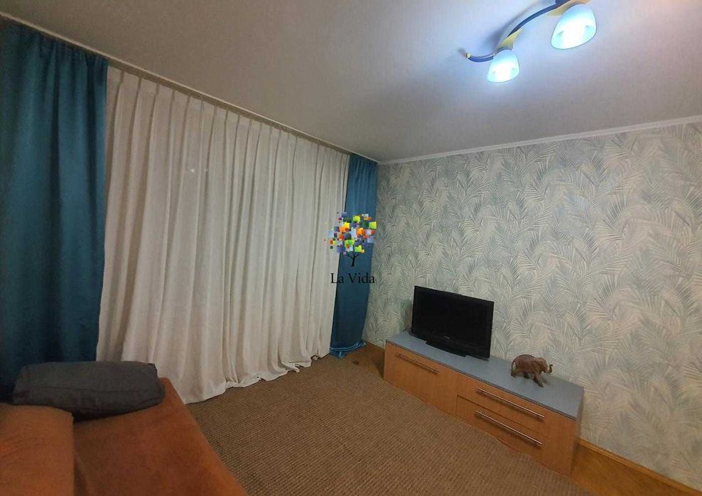 Продам 2к. квартиру вул. Вишняківська, 7а