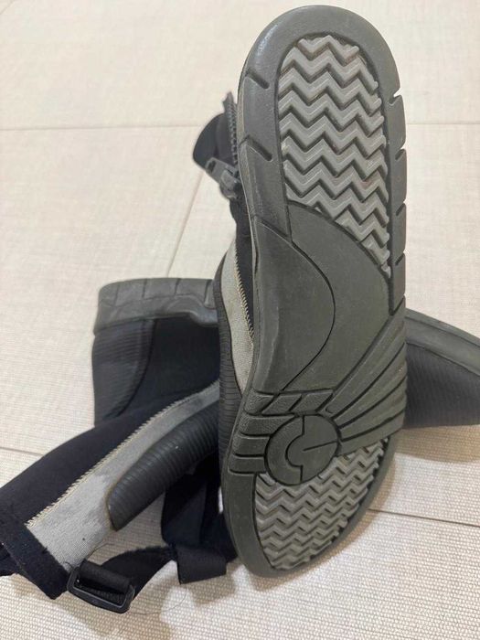 Неопренові черевики для водних видів спорту р.37, 42, 43