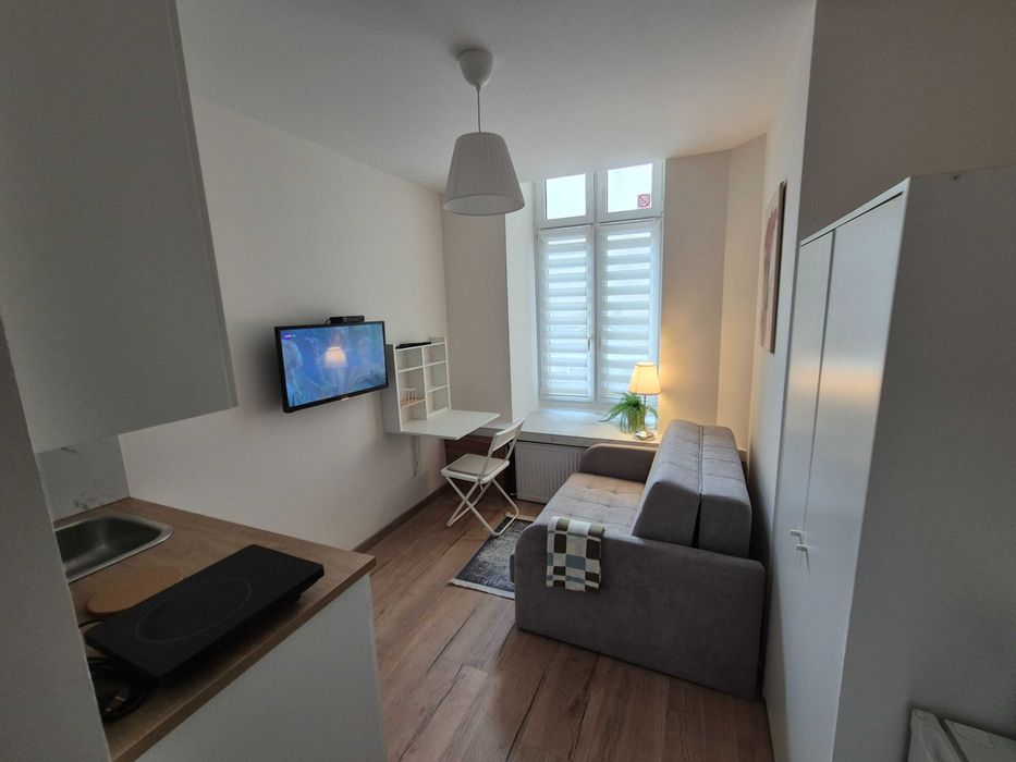 Pokój z aneksem kuchennym i łazienką do wynajęcia