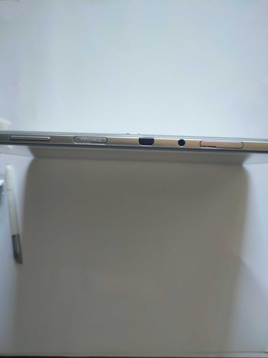Планшет Samsung Galaxy Note 10.1