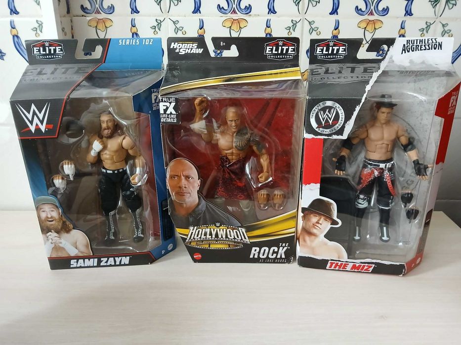 Bonecos luta wwe ringues figuras brinquedos wrestling titulos cintos