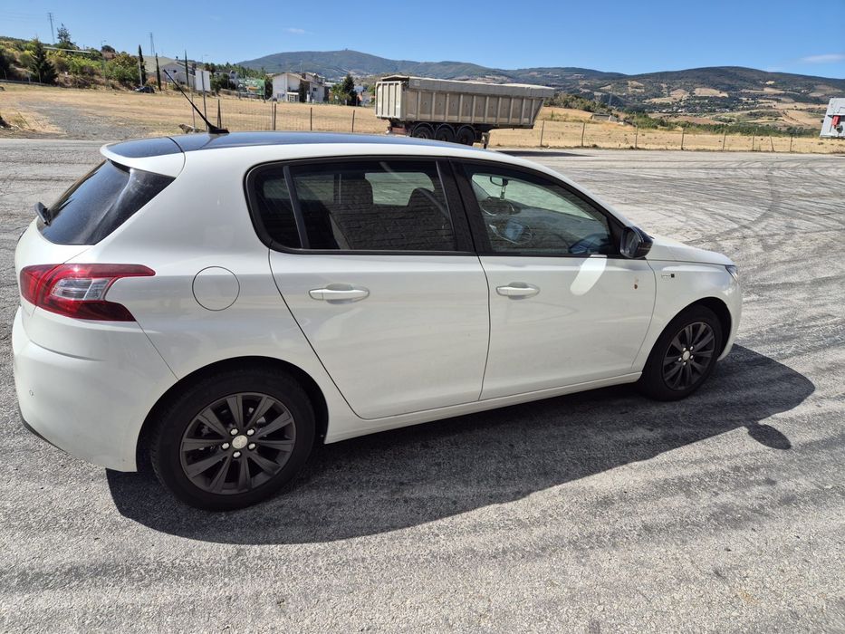Peugeot 308 1.2 Puretech