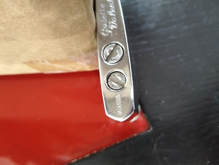 Isqueiro em Aço Antigo