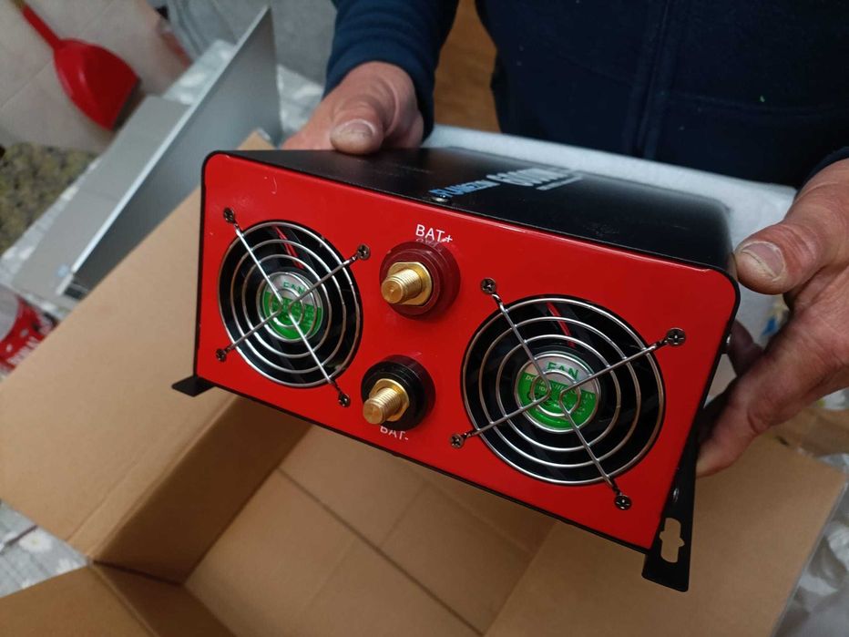 Inversor 12V de 6000W