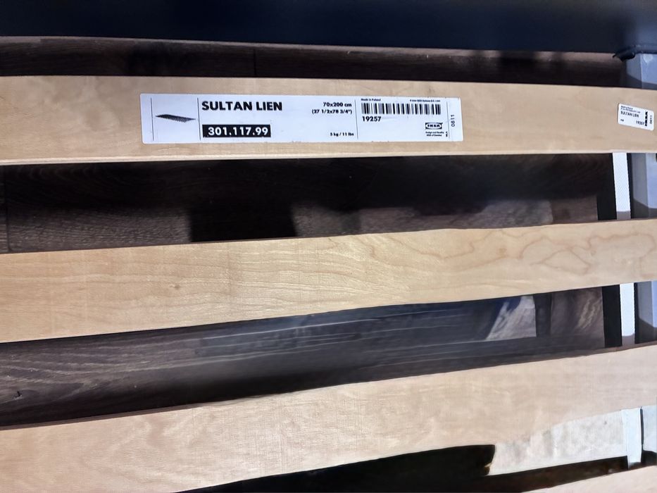 Rama łóżka Ikea Tingvoll 140x200 cm + gratis