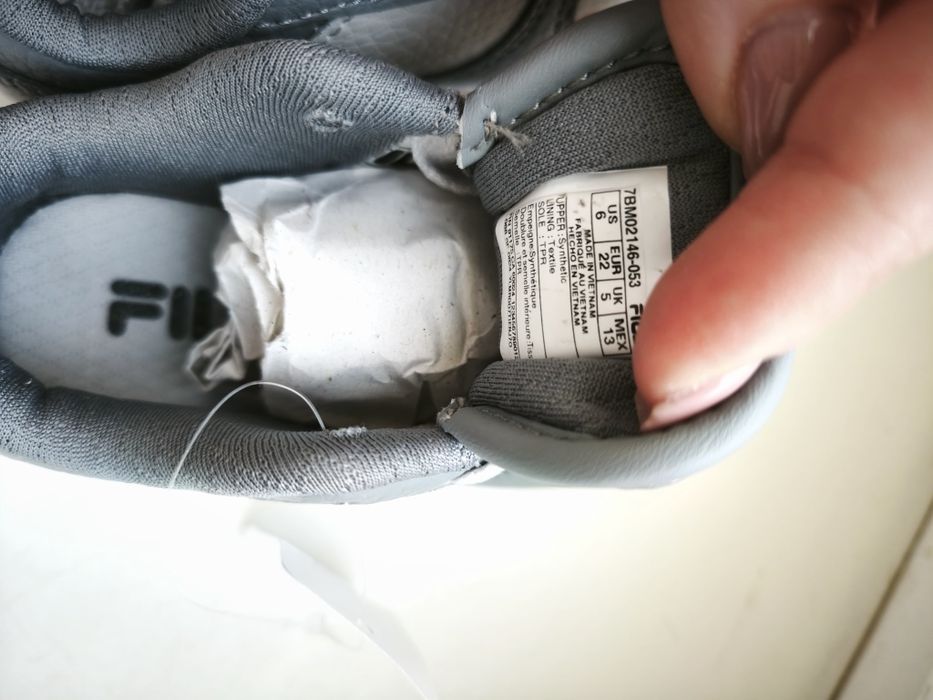Нові оригінальні дитячі кросівки Fila 22 та 20 розмір