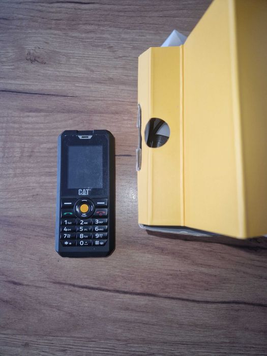 Catapillar  B30 telefon