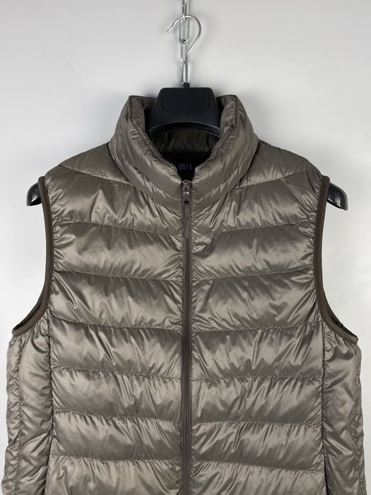 Жіноча пухова жилетка пуховик Uniqlo мікропуховик