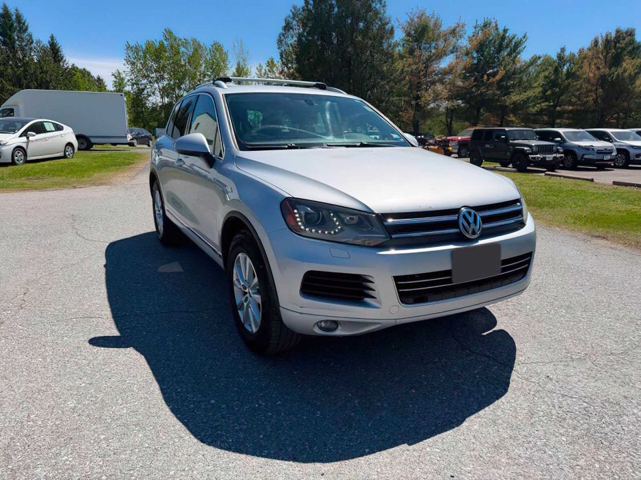 Volkswagen Touareg Executive      2013