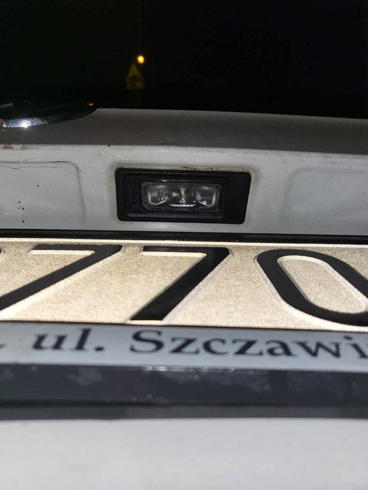 Кронштейн/Кріплення для камери заднього виду VAG в плафон номерного зн