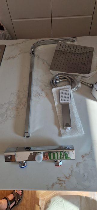 Chuveiro termostato em aço inox novo