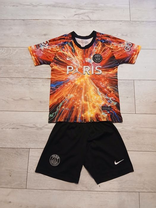 Strój piłkarski nike PSG Mbappe r140