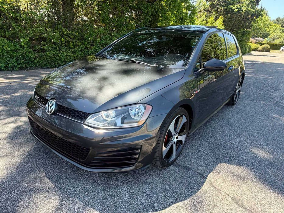 Volkswagen Golf GTI      2015