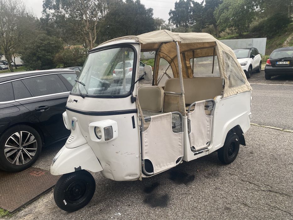 Tuk Tuk Piaggio 1+2 Lugares