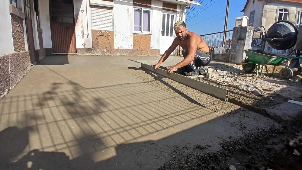 Faço de todo tipo de servico