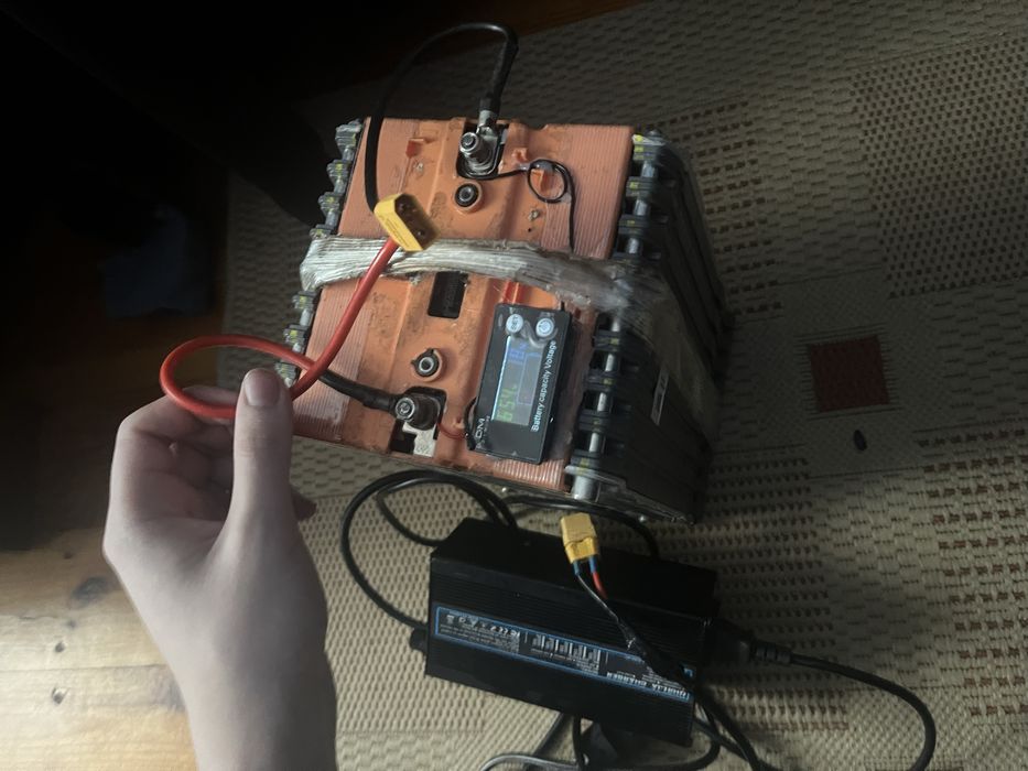 Акумулятор 40а.г 60в