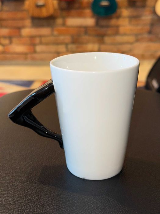 Kubek Muzyczny z Uchem w Kształcie Klawiatury Pianina