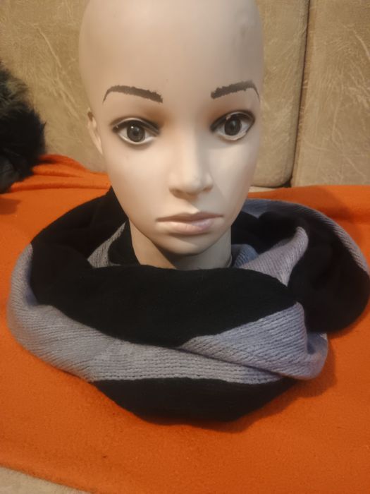 Komin damski czarno szary