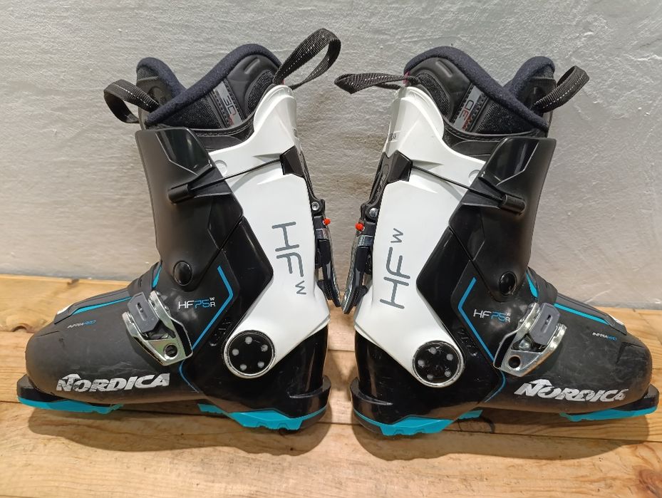 Nr 447 Buty narciarskie Nordica HF w 75 / 24 cm