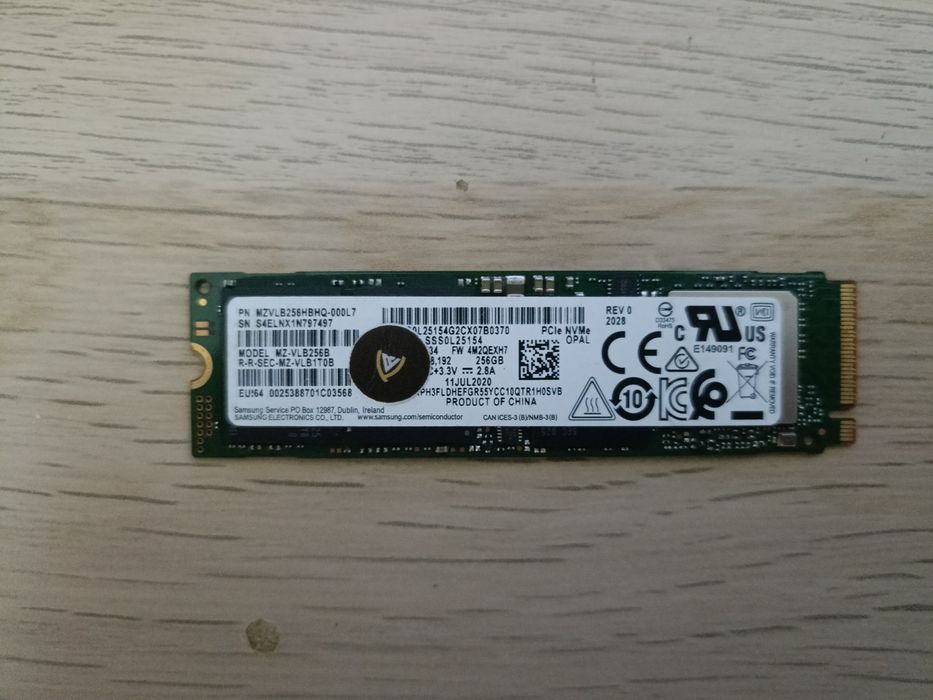 Disco NVME 250Gb Excelente Estado