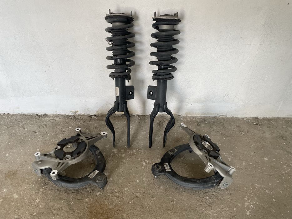 Стійка амортизатора Tesla Model Y важіль опора Тесла амортизатор