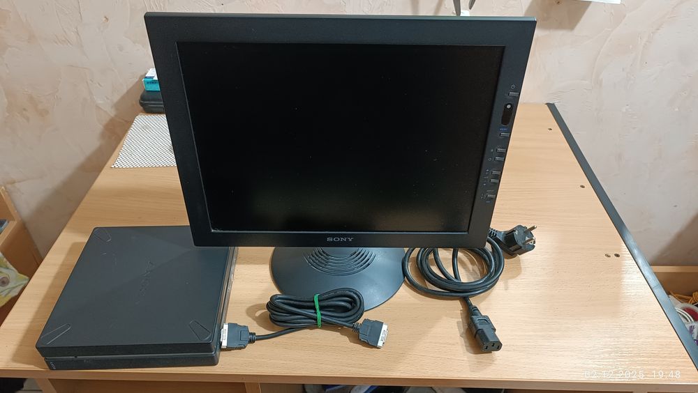 Комп'ютерний монітор premium class TFT LCD KOLOR CDN-M50