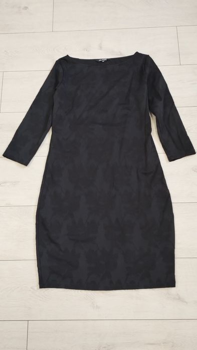 Czarna sukienka MIDI firmy Top secret rozmiar 42