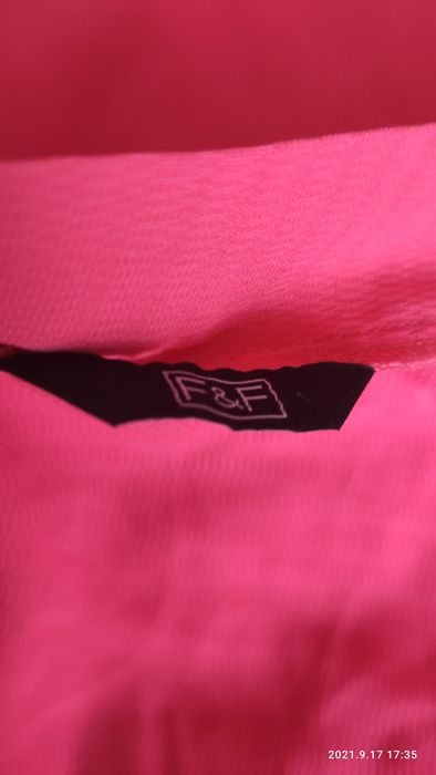 Фірмові дві блузки