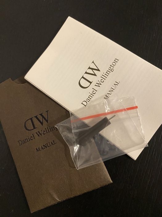 Daniel Wellington zegarek skórzany pasek brąz