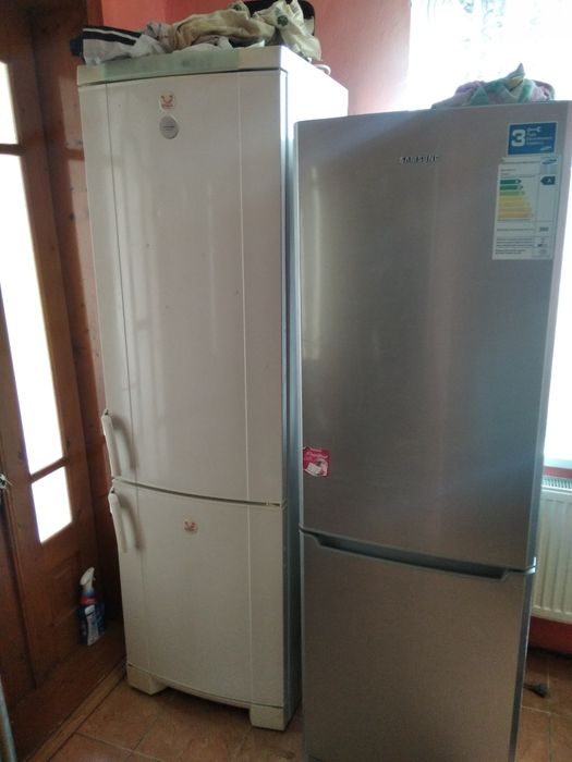 Холодильник два компресори