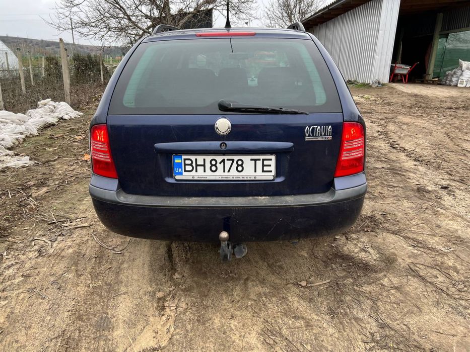 Шкода Октавія тур 1.6